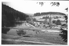 1953